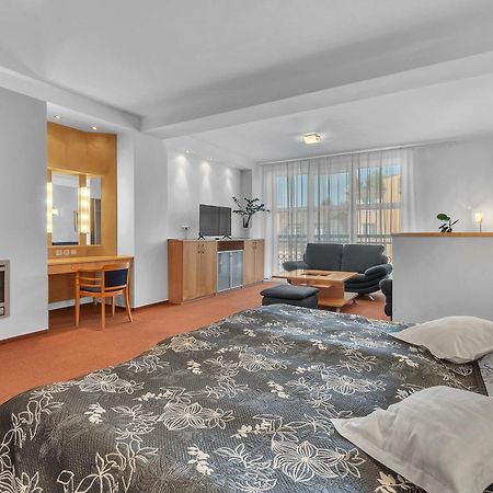 Hotel Za Vodou Dvůr Králové nad Labem Zewnętrze zdjęcie