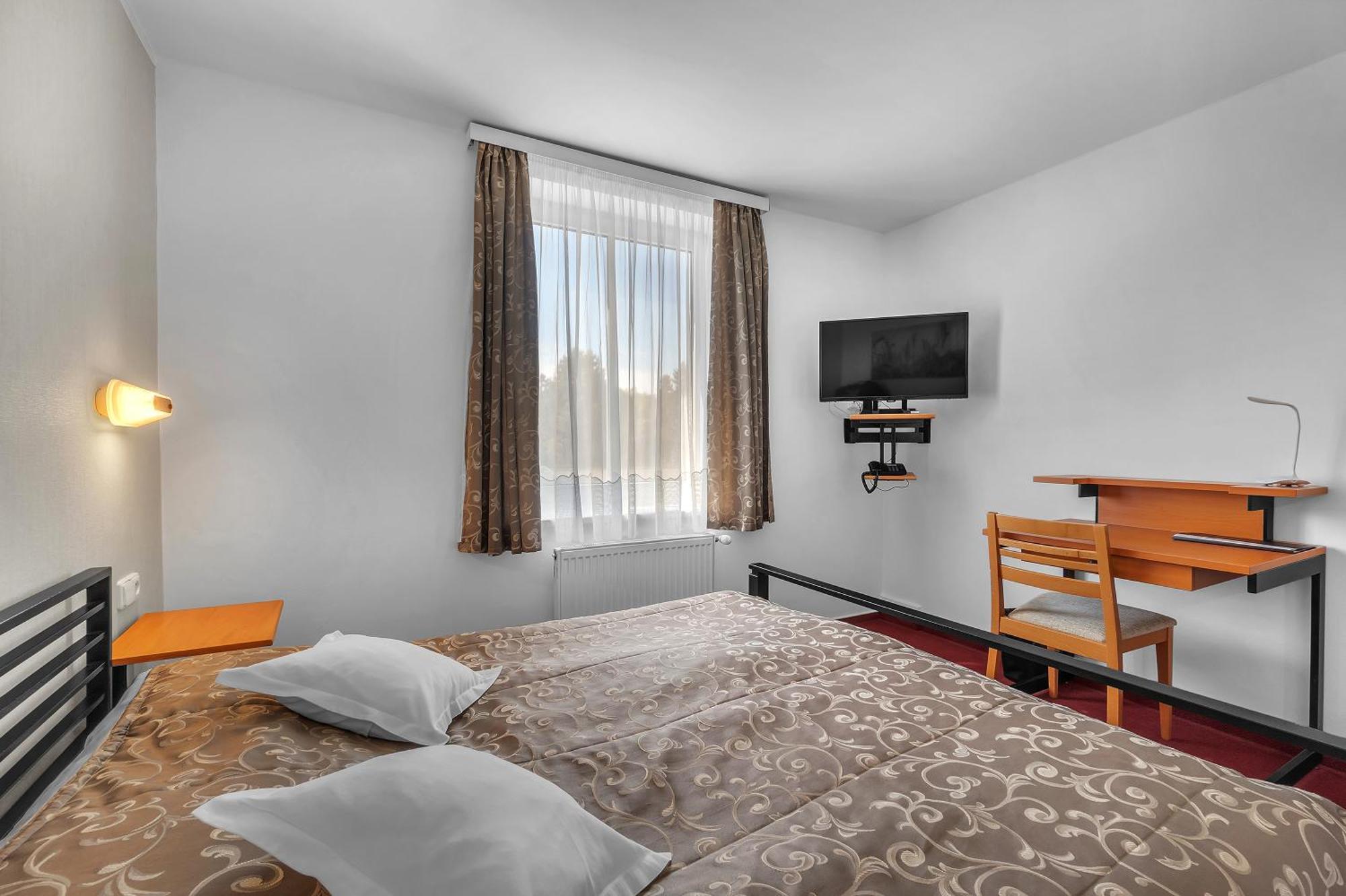 Hotel Za Vodou Dvůr Králové nad Labem Zewnętrze zdjęcie
